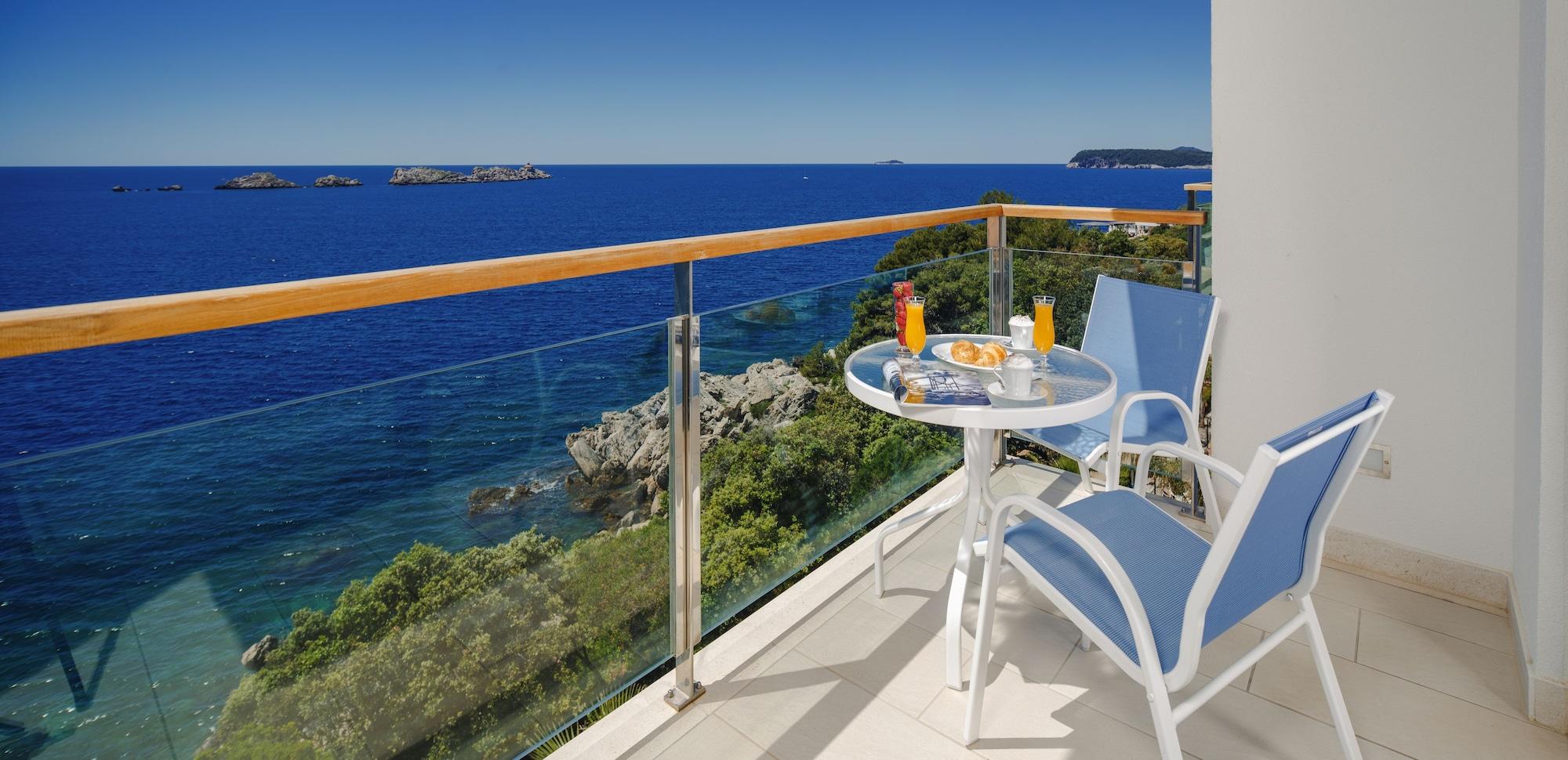 皇家公主酒店 杜布罗夫尼克 外观 照片 A balcony
